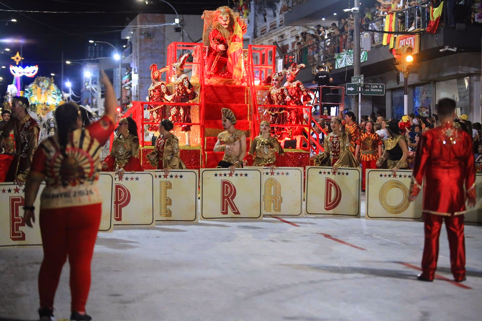 Emperadores float with a featured dancer and the school’s plaques
