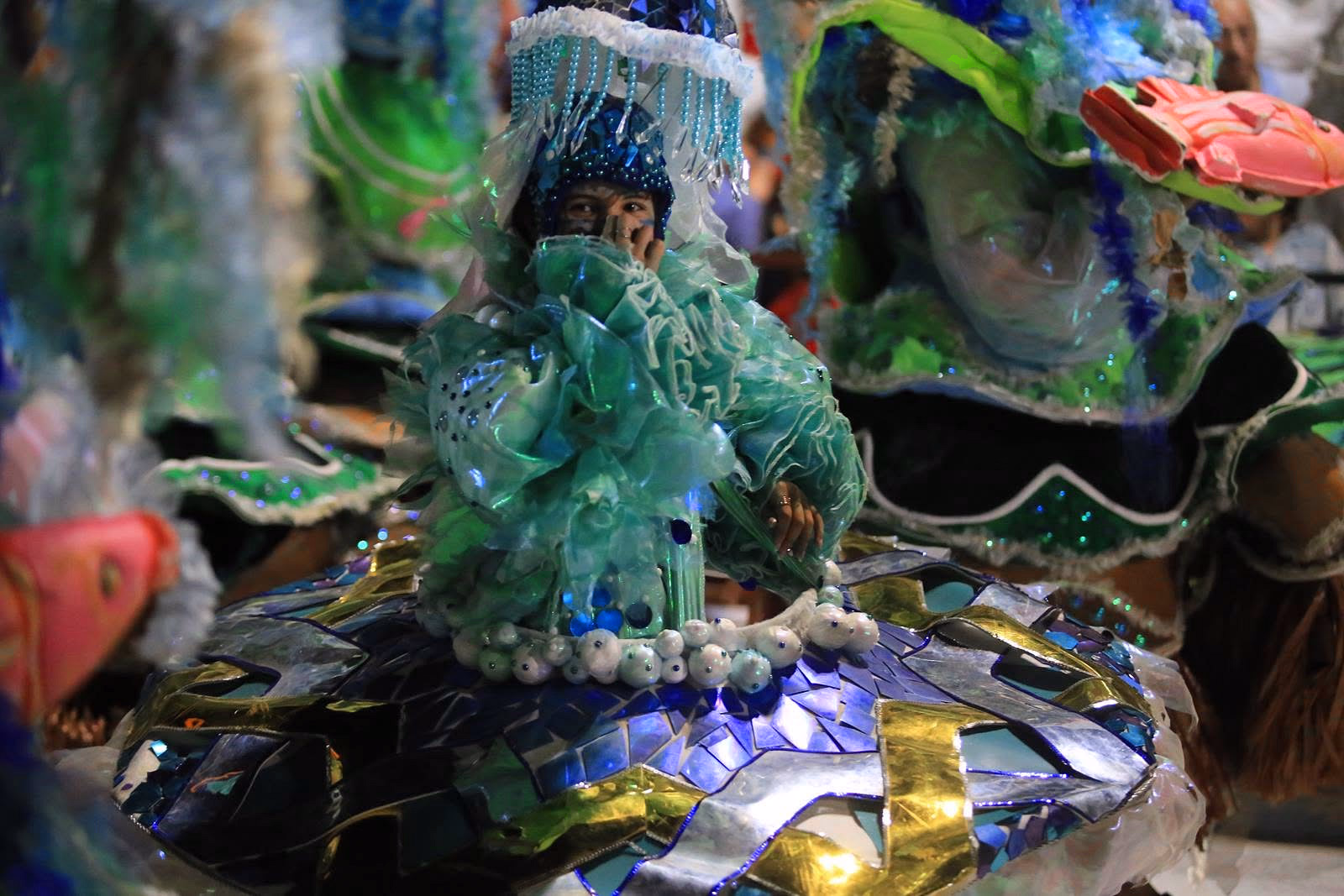 Carroza de Imperio del Ayuí con figura de agua en azul